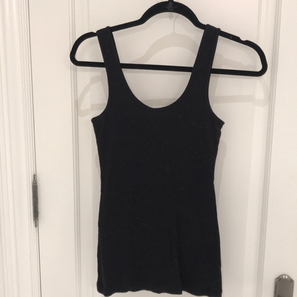 Express Sexy Basic Tank Top - Picture 2 of 4